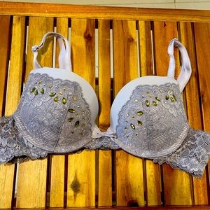 Dream Angels Push Up Lace and Jewels Bra 32b Victoria’s Secret